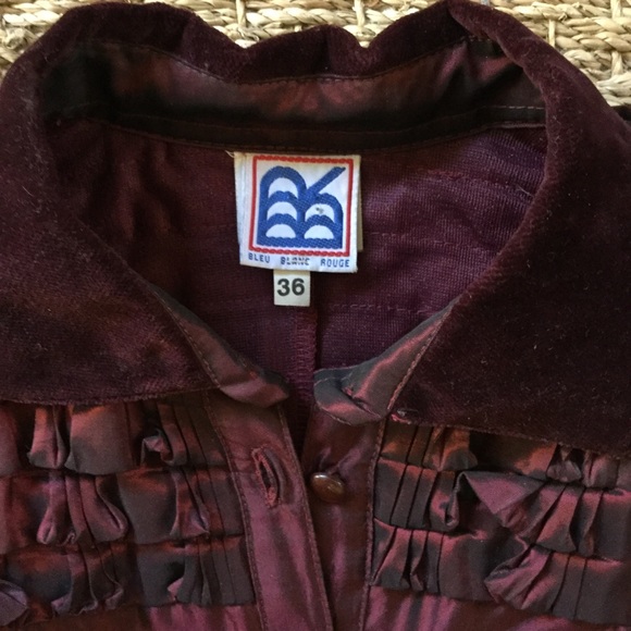 BBR Holiday Taffeta Blouse w/ruffle detail & velvet collar - Picture 5 of 6